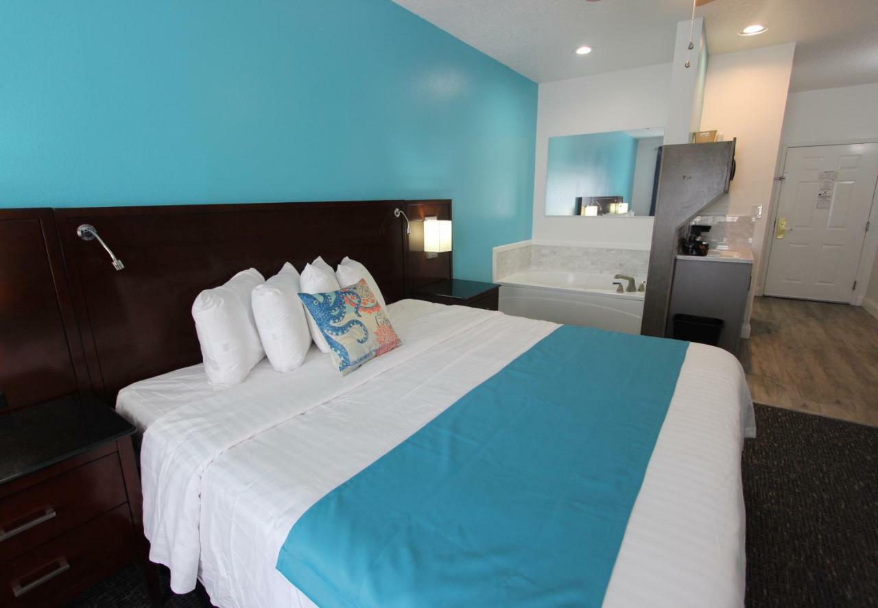 ลักชัวรี สวีท ออฟ เพนซาโคลา Hotel ภายนอก รูปภาพ